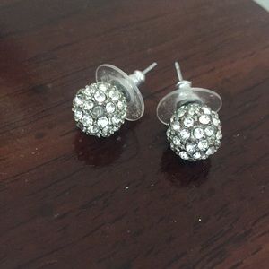 BKE Multi-stone ball studs